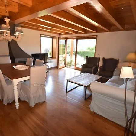 Casa Residencial Hébergement de vacances Estavar